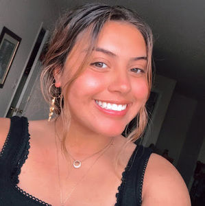 Meet your Posher, Maria